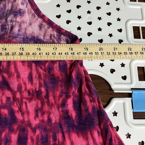 Rare HTF Hello Kitty Women’s Large Tie Dye Tank Top Athletic Activewear NWT - Picture 8 of 9